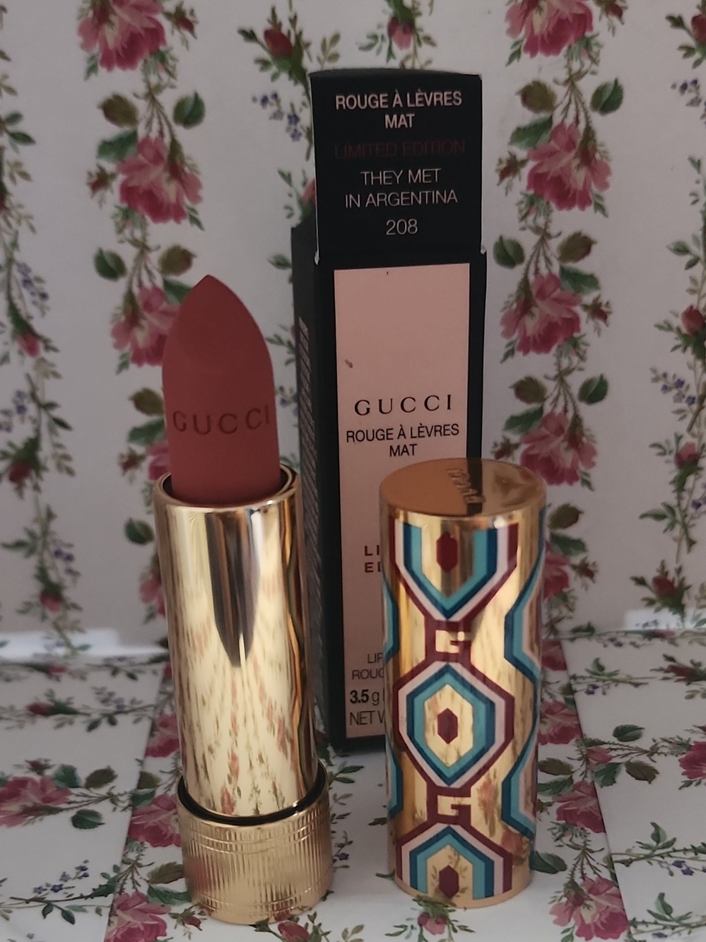 Gucci Matte Lipstick in Terracotta Brown with Gold Enamel-Patterned Tube - Picture 4 of 5